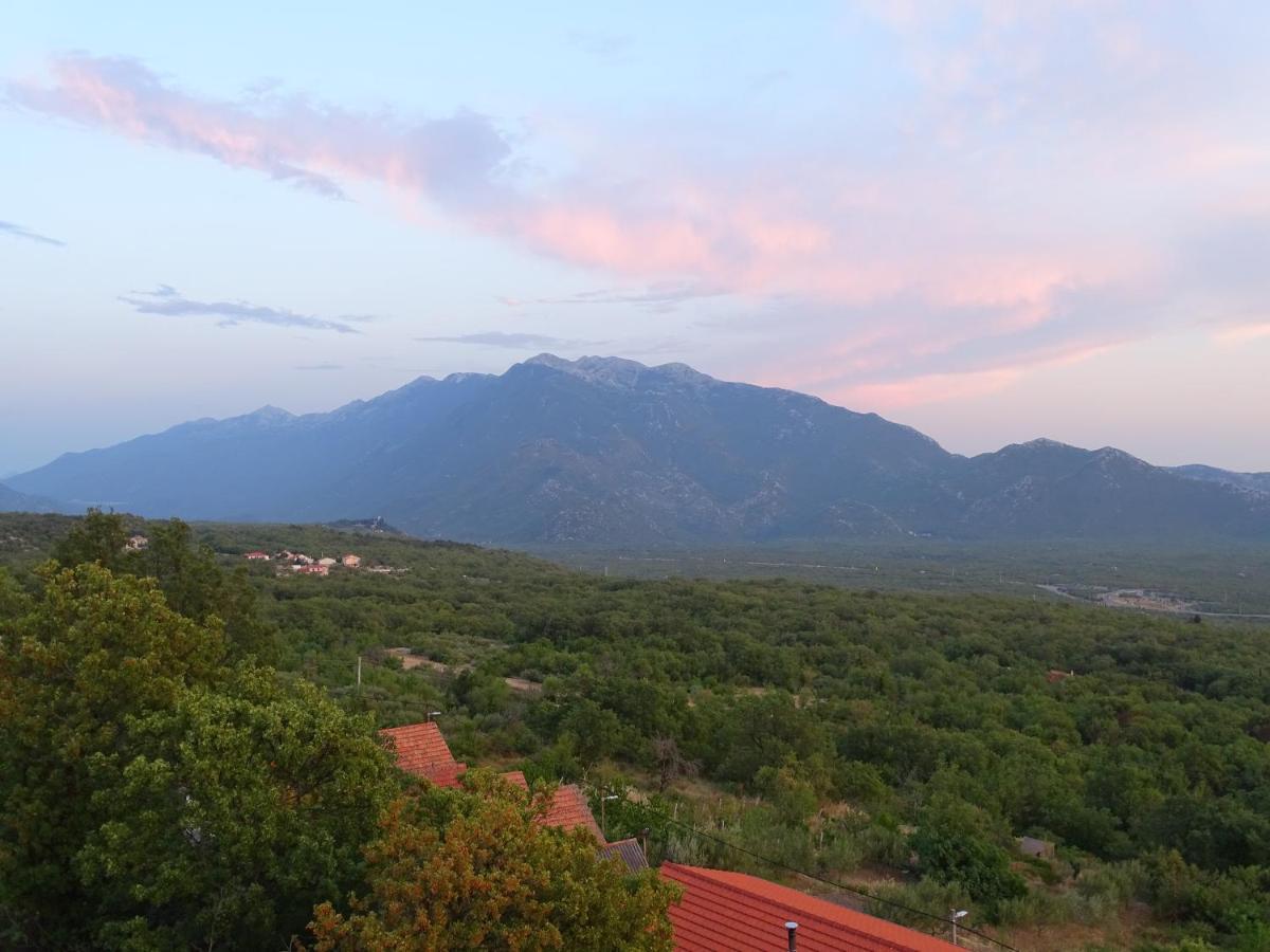 Sunset Chaser - Rural Dalmatian Mountain View - Makarska, Brela Sestanovac ภายนอก รูปภาพ